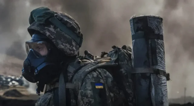 Використання хімічних боєприпасів російською армією в Україні перевищило 13 300 одиниць Армія-рф-застосувала-понад-13-300-хімічних-боєприпасів-проти-України-–-Міноборони