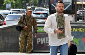 Українська влада перегляне критерії критично важливих підприємств Нові правила бронювання: Кабмін дав місяць на перегляд критеріїв критичності