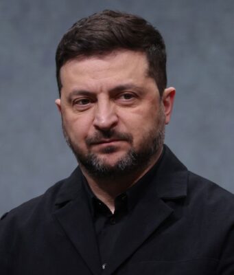 Зеленський обговорив з лідерами Європи можливість переговорів з Росією Зеленський чекає на “оновлення” від США щодо мирних переговорів