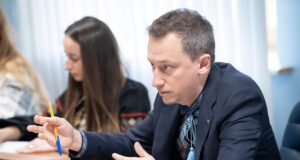 Уряд збирається вивести з “тіні” 2 мільйони ухилянтів, які роками не виходять з дому Уряд-збирається-вивести-з-“тіні”-2-мільйони-ухилянтів,-які-роками-не-виходять-з-дому