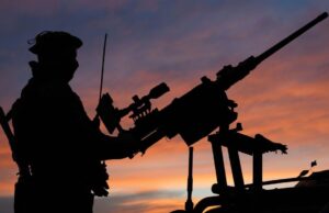 Росія атакує Україну дронами та ракетами, у Києві є постраждалі Росія-атакує-Україну-дронами-та-ракетами,-у-Києві-є-постраждалі
