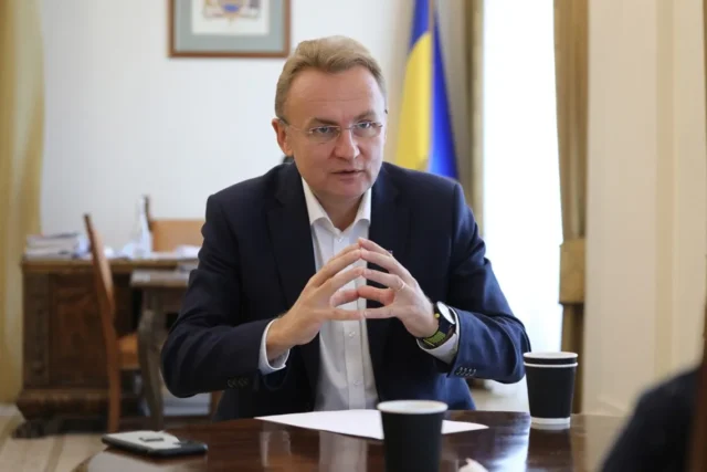 Садовий запропонував нову модель відстрочки для чоловіків Садовий запропонував нову модель відстрочки для чоловіків