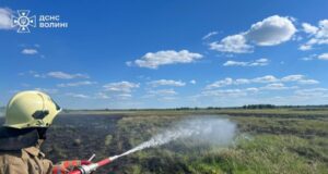 На Волині сталося 8 пожеж: горіло торфовище та житлові будинки. ФОТО На-Волині-сталося-8-пожеж:-горіло-торфовище-та-житлові-будинки.-ФОТО
