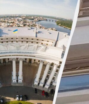 Уперше-з-часів-Другої-світової-війни:-росіяни-пошкодили-будівлю-МЗС Уперше-з-часів-Другої-світової-війни:-росіяни-пошкодили-будівлю-МЗС