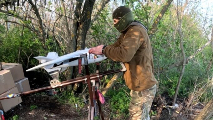 Зміни на фронті: Роль українських дронів-перехоплювачів у війні Знищили-російських-БПЛА-на-15-мільйонів-доларів:-робота-одного-екіпажу-дронів-перехоплювачів