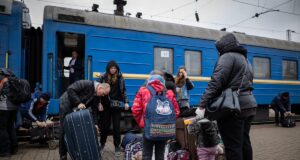 Хто з біженців першим почне повертатися до України з Європи: відповідь демографині Хто-з-біженців-першим-почне-повертатися-до-України-з-Європи:-відповідь-демографині