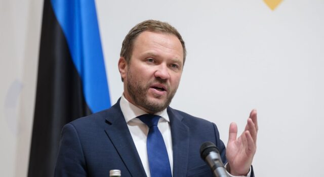 Естонський міністр розкриває справжні мотиви Кремля у мирних переговорах з Європою В Естонії розкрили причину, чому Путін втягує Європу в переговори щодо України
