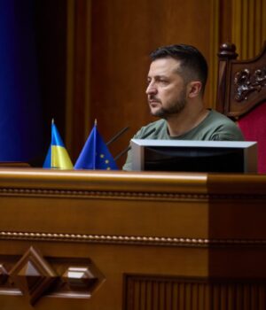 rada_president_gov_ua_7c0569e4b6998d32bfdd11030cb6b168_1300x820.jpg Зеленський зустрінеться з головами фракцій Ради: джерела РБК-Україна назвали топ-тему