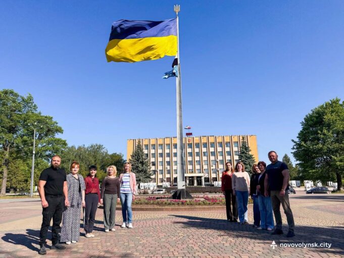 В Україні відзначили День морської піхоти: підняття бойового прапора у Нововолинську До-Дня-морської-піхоти-в-Нововолинську-підняли-прапор-40-ОБрМП