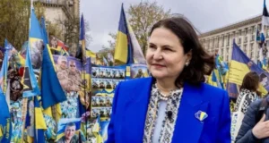 Дипломати ЄС залишаються в Києві попри загрози РФ Дипломати ЄС залишаються в Києві попри загрози РФ
