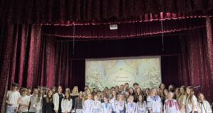 Нагородження найуспішніших учнів Нововолинської громади У-Нововолинській-громаді-провели-традиційний-«Бал-олімпійців»-–-свято-знань,-таланту-та-наполегливості