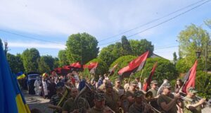 На Волині провели в останню дорогу 28-річного Героя Богдана Карвацького На-Волині-провели-в-останню-дорогу-28-річного-Героя-Богдана-Карвацького