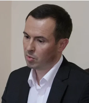 Сімʼя одеського судді зберігає мільйони рублів у російських банках — Слідство.Інфо