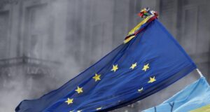 Європа відповіла на погрози Кремля Києву: російських дипломатів викликають “на килим” Європа-відповіла-на-погрози-Кремля-Києву:-російських-дипломатів-викликають-“на-килим”