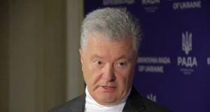 У Києві відбулася особиста зустріч Зеленського та Порошенка У Києві відбулася особиста зустріч Зеленського та Порошенка