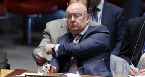 Росія висунула нові вимоги для мирної угоди з Україною Небензя-в-ООН-озвучив-нові-ультиматуми-рф-для-"мирної-угоди"-з-Україною