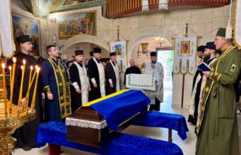Прощання з полеглим захисником: Нововолинська громада вшанувала Сергія Запорожця Нововолинська-громада-попрощалася-з-полеглим-Захисником-Сергієм-Запорожцем