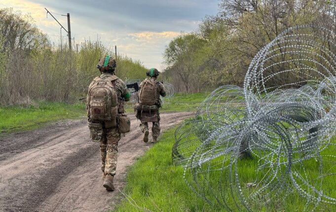Україна готується до тривалої війни: офіційні спростування та аналіз ситуації The Economist пише про підготовку України до 2-3 років війни: що каже джерело РБК-Україна