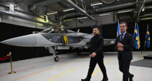 Швеція передасть Україні винищувачі Gripen та розпочне переговори про нові літаки Швеція продасть Україні винищувачі Gripen кількох модифікацій