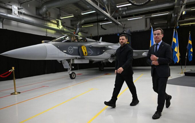 Швеція передасть Україні винищувачі Gripen та розпочне переговори про нові літаки Швеція продасть Україні винищувачі Gripen кількох модифікацій