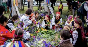 Проєкт “Знай свою Україну” відроджує автентичне свято Івана Купала для дітей та молоді, – Гнат... Проєкт-“Знай-свою-Україну”-відроджує-автентичне-свято-Івана-Купала-для-дітей-та-молоді,-–-Гнат.