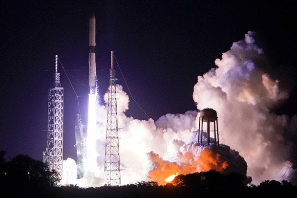 Вогняний гриб над Флоридою: ракета New Glenn Безоса вибухнула під час випробувань двигунів Вогняний-гриб-над-Флоридою:-ракета-new-glenn-Безоса-вибухнула-під-час-випробувань-двигунів