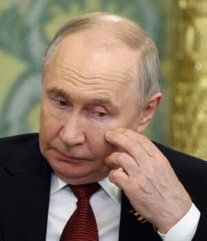 У Кремлі-розуміють,-що економіка-на межі:-дипломат-про-погрози-РФ У Кремлі-розуміють,-що економіка-на межі:-дипломат-про-погрози-РФ