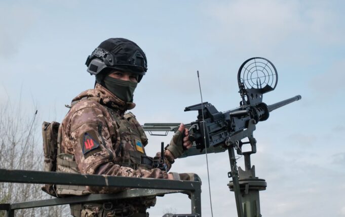Російський ракетний напад на Україну: ППО знищила більшість цілей Летіли дрони, крилаті ракети та балістика, є прильоти: як ППО відпрацювала по цілях РФ