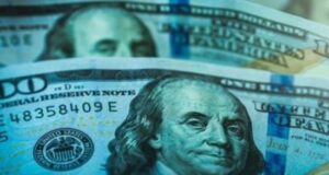 Курс валют на 30 травня: скільки коштують долар, євро і злотий Курс-валют-на-30-травня:-скільки-коштують-долар,-євро-і-злотий