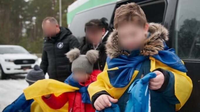 Проблема повернення українських дітей з окупованих територій: виклики та рішення «Є-випадки-побиття-і-примусового-психіатричного-лікування»-Як-Росія-ставиться-до-українських-дітей?-Як-їх.