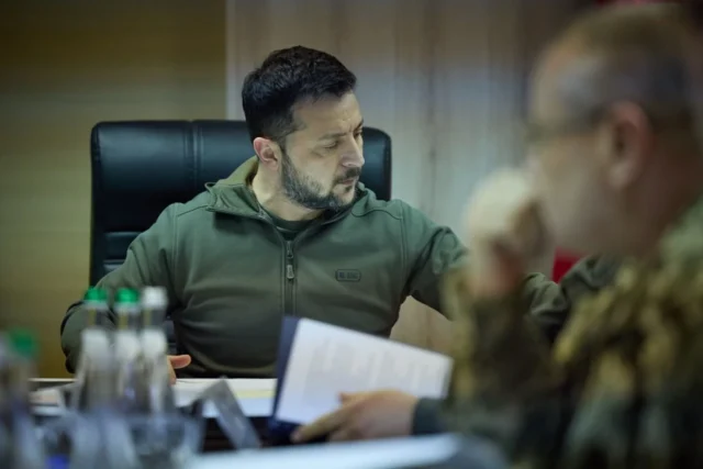 Зеленський підписав укази про нові санкції у відповідь на 20-й пакет ЄС Зеленський-підписав-укази-про-нові-санкції-за-20-м-пакетом-ЄС
