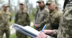 Підлітки пошкодили службове авто ТЦК у Луцьку під час перевірки документів У-Луцьку-в-ТЦК-стався-новий-інцидент-з-підлітками-–-неповнолітні-пошкодили-службове-авто