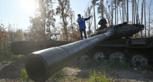 В Україні зростає популярність ‘темних турів’ на тлі війни Воєнні-тури.-«Темний-туризм»-рятує-українську-туристичну-індустрію
