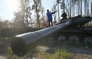 В Україні зростає популярність ‘темних турів’ на тлі війни Воєнні-тури.-«Темний-туризм»-рятує-українську-туристичну-індустрію