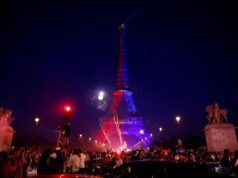 Париж охопили сутички після перемоги ПСЖ у Лізі чемпіонів: сотні затриманих, є поранені Париж-охопили-сутички-після-перемоги-ПСЖ-у-Лізі-чемпіонів:-сотні-затриманих,-є-поранені