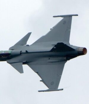 Чи-справді-gripen-може-кинути-виклик-f-35:-аналіз-експерта