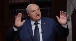 Лукашенко відреагував на заяву про “500 цілей у Білорусі” та пригрозив ударом по Україні Лукашенко-відреагував-на-заяву-про-“500-цілей-у-Білорусі”-та-пригрозив-ударом-по-Україні