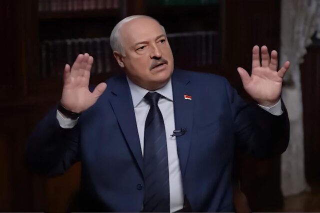 Лукашенко відреагував на заяву про “500 цілей у Білорусі” та пригрозив ударом по Україні Лукашенко-відреагував-на-заяву-про-“500-цілей-у-Білорусі”-та-пригрозив-ударом-по-Україні