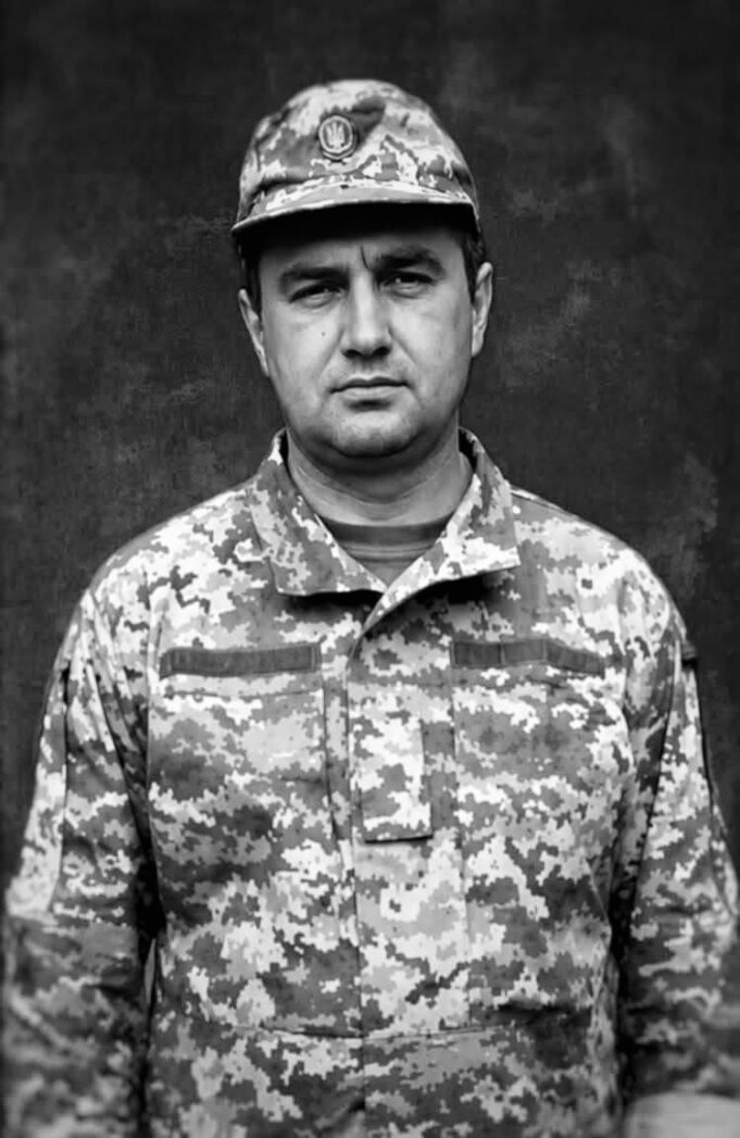19 травня через Нововолинськ проїде жалобний кортеж із тілом Героя Олександра Чернецького