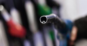 У Москві почали обмежувати продаж бензину після українських ударів У-Москві-почали-обмежувати-продаж-бензину-після-українських-ударів