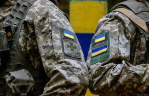 Вимагали $1 млн за постачання дронів. ВАКС арештував посадовця ДПСУ і виробника за вимагання хабаря Вимагали-$1-млн-за-постачання-дронів.-ВАКС-арештував-посадовця-ДПСУ-і-виробника-за-вимагання-хабаря