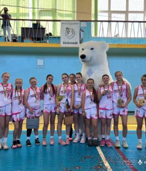 Нововолинські-«Ведмеді»-вибороли-срібло-на-Чемпіонаті-України-з-баскетболу-серед-дівчат-u-13 Нововолинські-«Ведмеді»-вибороли-срібло-на-Чемпіонаті-України-з-баскетболу-серед-дівчат-u-13