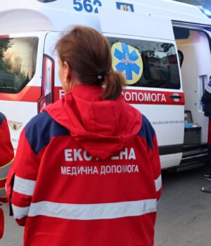 Комбінований удар по Києву: відомо про першу жертву, близько 30 осіб поранені