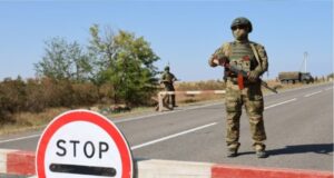 Активізація російських військових навчань в окупованому Криму: контекст та наслідки Шлях-до-окупованого-Криму-«може-перетворитися-на-дорогу-на-Москву».-Армія-РФ-готується-оборонятися?