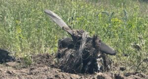 У Харкові чоловік отримав тяжкі травми від вибуху безпілотника У Харкові фото збитого дрона обернулося трагедією