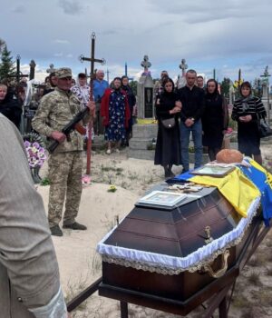 У-Залісах-на-Ковельщині-провели-в-останній-шлях-Героя-Михайла-Ковальчука У-Залісах-на-Ковельщині-провели-в-останній-шлях-Героя-Михайла-Ковальчука