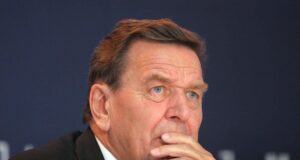 Шредера, якого Путін висував переговірником від ЄС, помітили в Москві, – ЗМІ Шредера,-якого-Путін-висував-переговірником-від-ЄС,-помітили-в-Москві,-–-ЗМІ