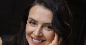 Хамайко вперше за довгий час показала 16-річну доньку Хамайко-вперше-за-довгий-час-показала-16-річну-доньку