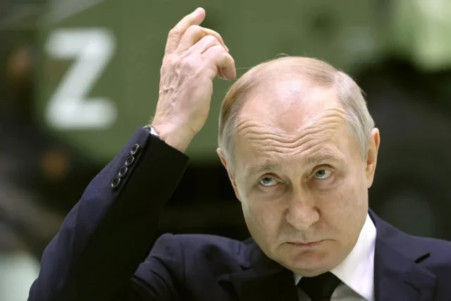 Путін заявив про контроль над частинами Донбасу та Запоріжжя путін-заявив,-що-плани-"контролювати-весь-Донбас-і-укласти-угоду-не-суперечать-один-одному"