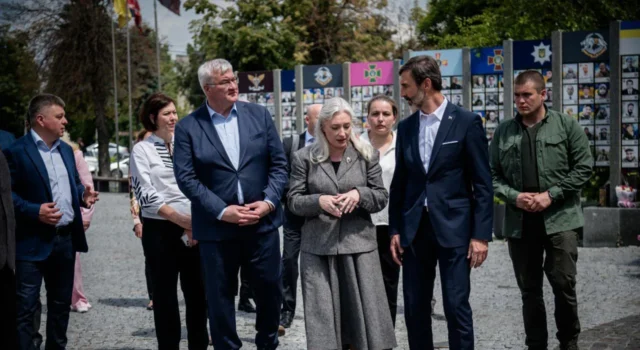 Візит міністра закордонних справ Словаччини до України: зустріч у Вінниці Глава-МЗС-Словаччини-приїхав-до-України-–-Сибіга-зустрів-його-у-Вінниці